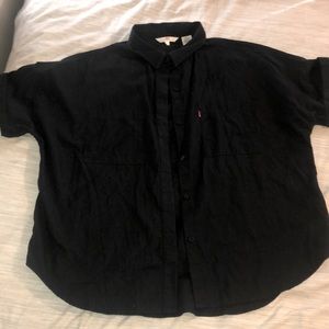 Button up Levi’s shirt